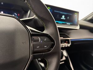 Peugeot e-208 bild 17