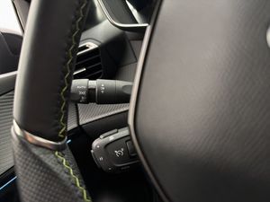 Peugeot e-208 bild 18