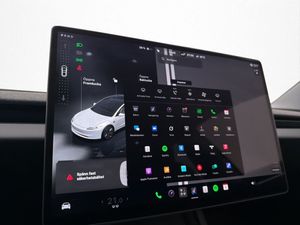 Tesla Model 3 bild 23