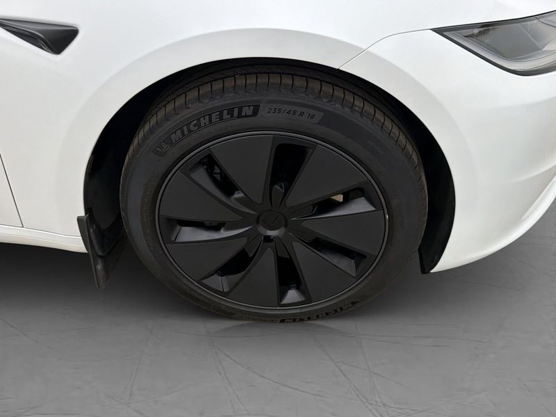 Tesla Model 3 bild 36