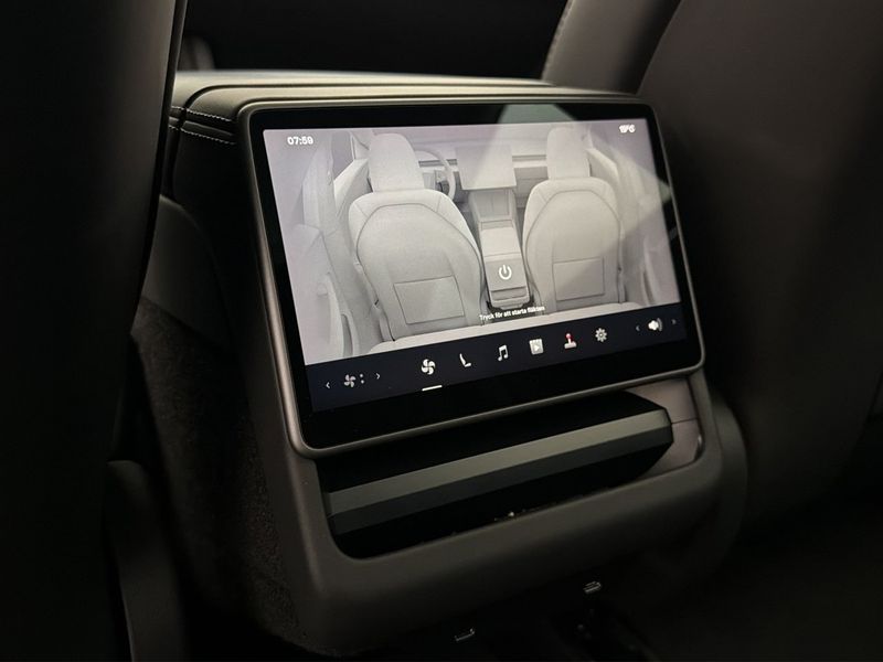 Tesla Model 3 bild 17