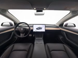 Tesla Model 3 bild 16