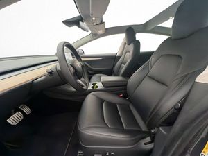 Tesla Model 3 bild 10