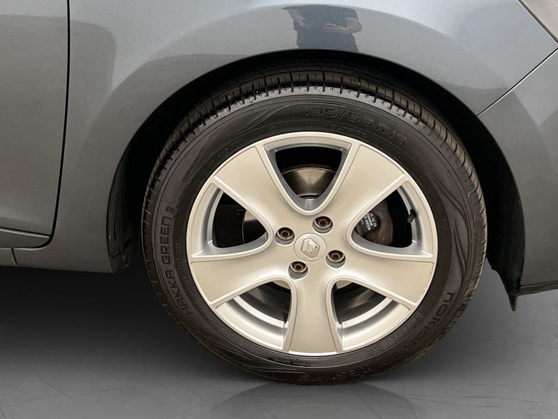 Renault Clio bild 25