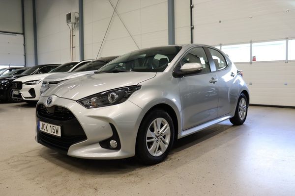 Toyota Yaris Hybrid CVT Active Backkamera Adaptfarth Miracast 116hk - 2023