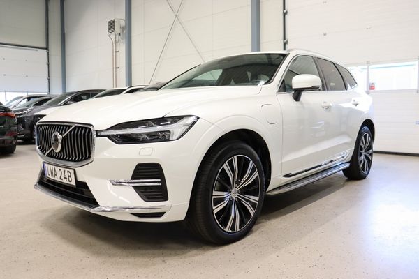 Volvo XC60 Recharge T6 AWD Läder Drag B-Kam Navi P-Värm 350hk - 2023