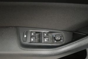 Volkswagen Passat bild 8
