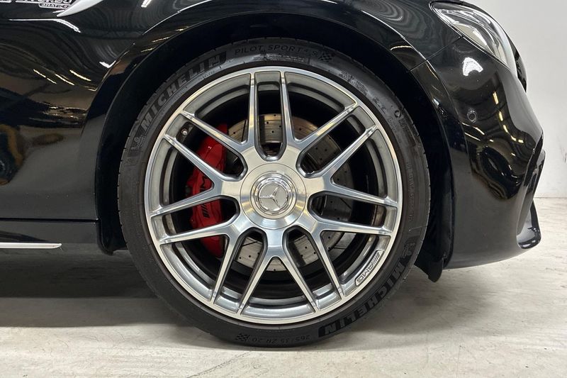 Mercedes E63 AMG bild 11
