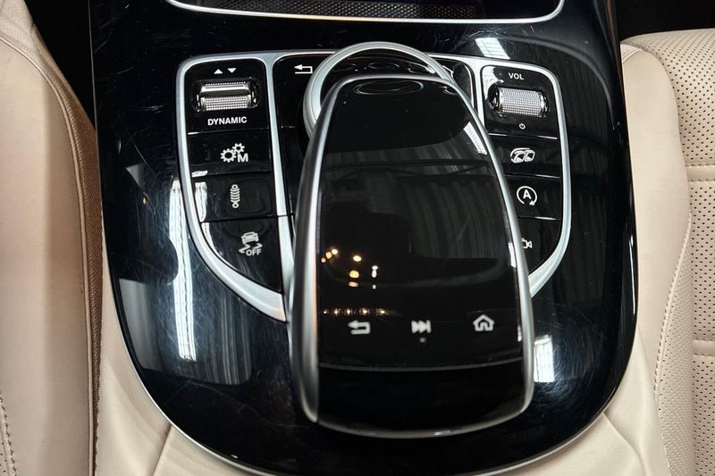 Mercedes E63 AMG bild 22