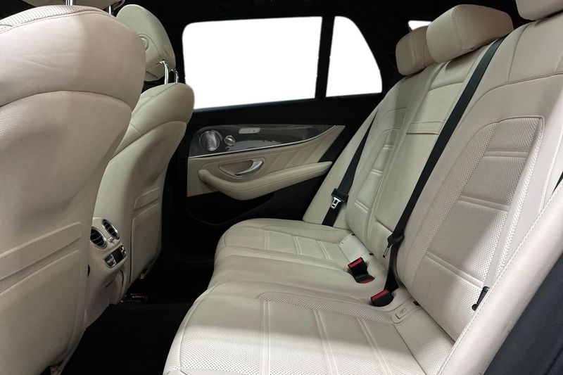 Mercedes E63 AMG bild 14