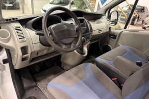 Renault Trafic bild 8