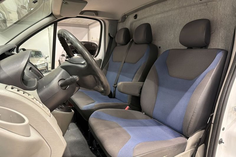 Renault Trafic bild 12
