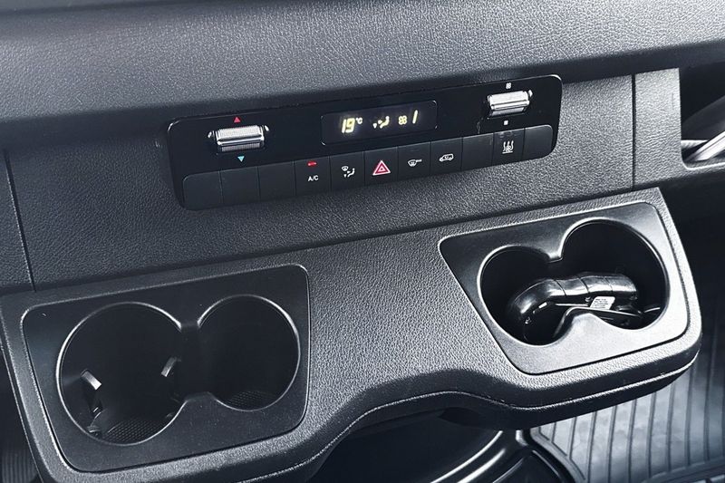 Mercedes Sprinter bild 17