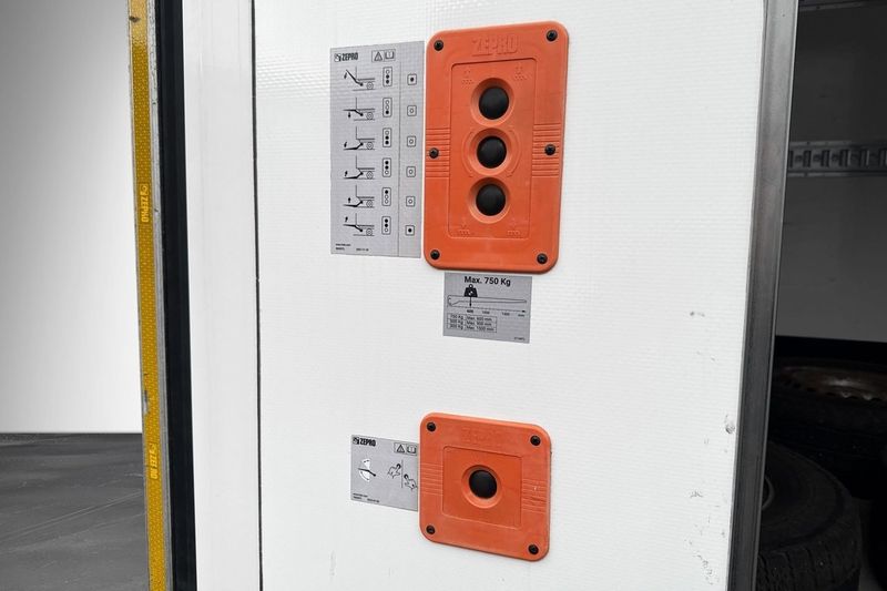Mercedes Sprinter bild 22