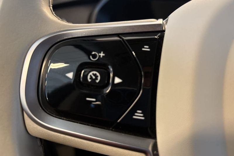 Volvo XC90 bild 27