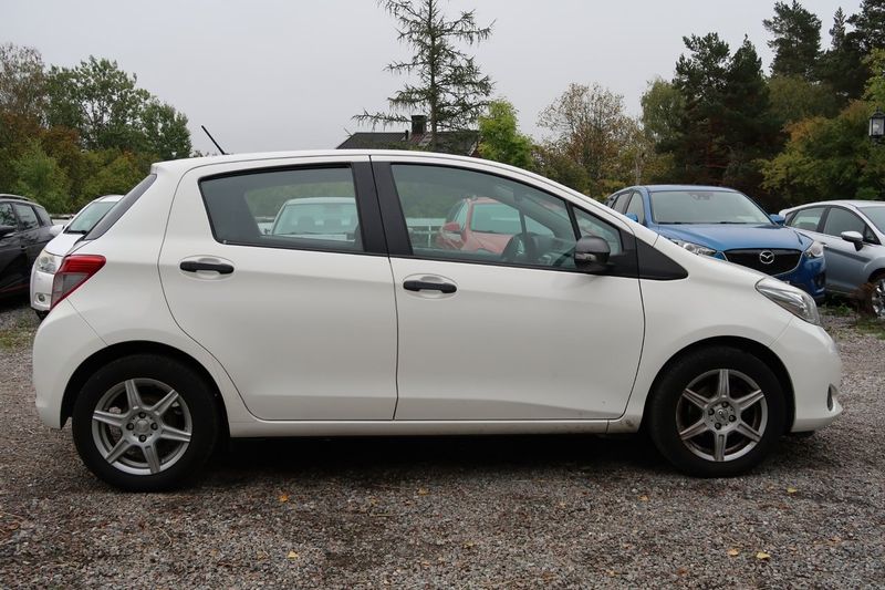 Toyota Yaris bild 5