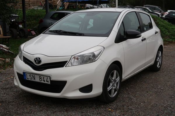 Toyota Yaris 5-dörrar 1.33 Dual VVT-i Life Euro 5 - 2012
