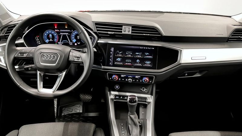 Audi Q3 bild 12
