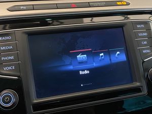 Volkswagen Passat bild 14