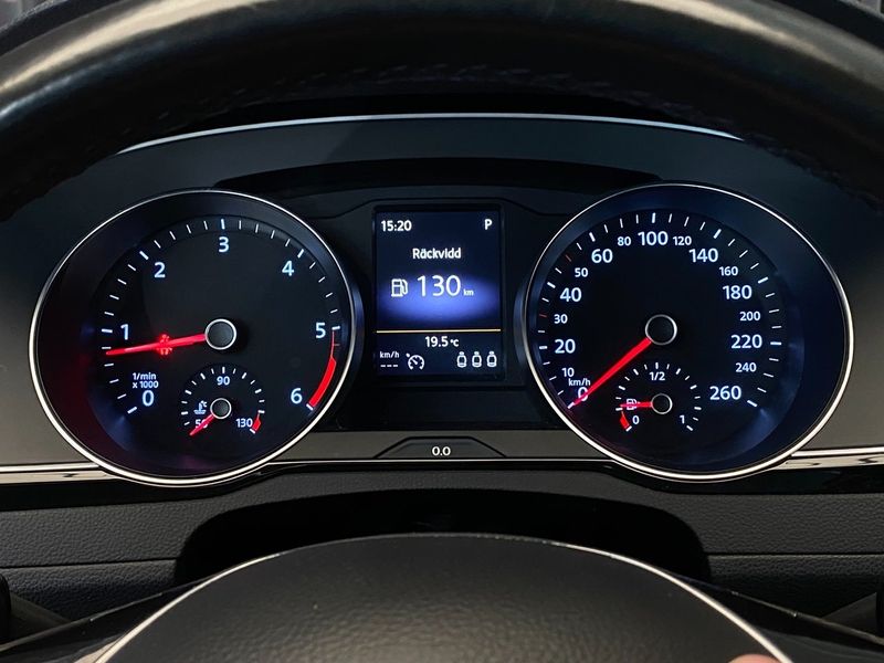 Volkswagen Passat bild 9