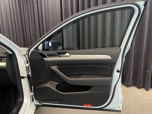 Volkswagen Passat bild 29