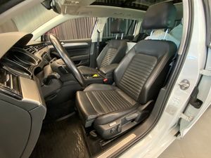 Volkswagen Passat bild 7