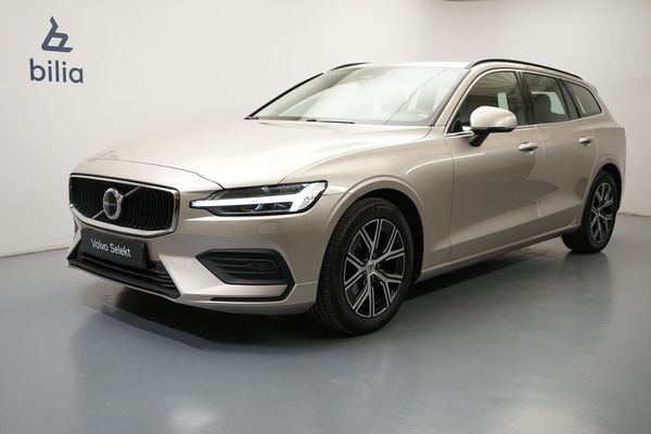 Volvo V60 B4 Bensin Core, Navigation, Parkeringskamera bak - 2024