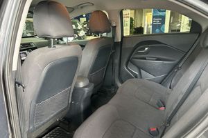 Kia Rio bild 22