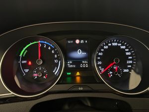Volkswagen Passat bild 19