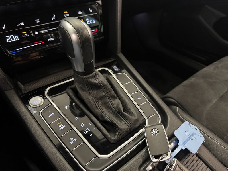 Volkswagen Passat bild 20