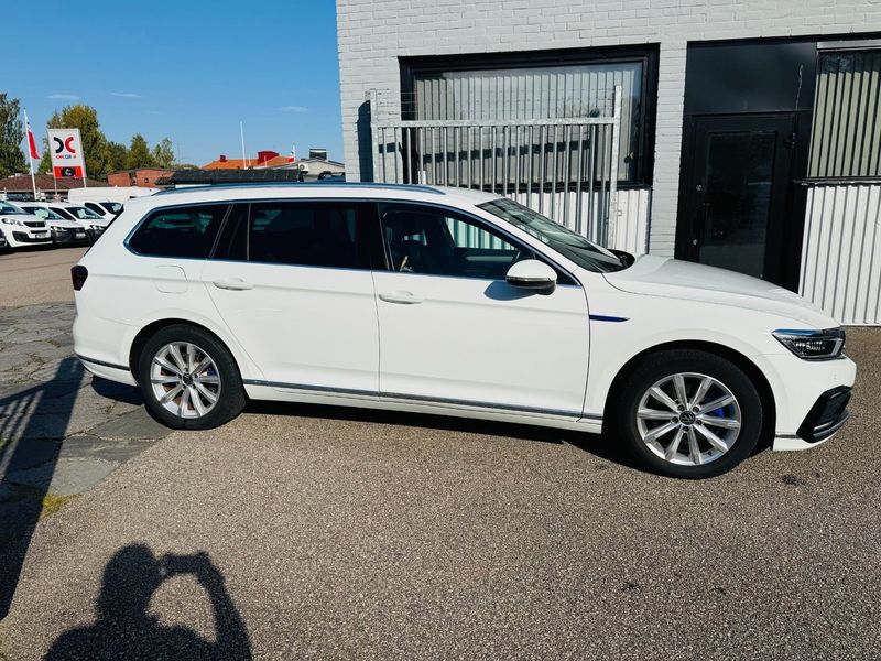 Volkswagen Passat bild 10