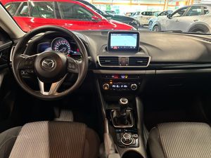 Mazda 3 bild 7