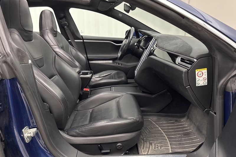 Tesla Model S bild 20