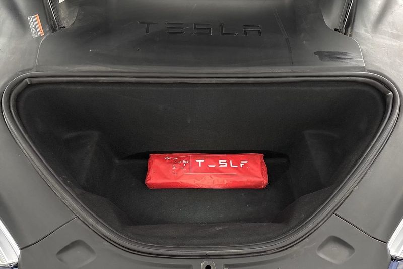 Tesla Model S bild 9