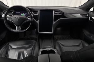 Tesla Model S bild 18
