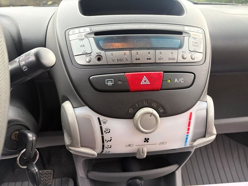Toyota Aygo bild 14