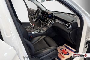 Mercedes GLC220 bild 8