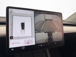 Tesla Model Y bild 19