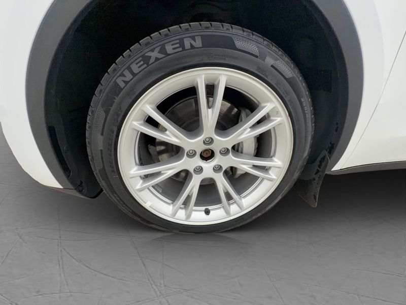 Tesla Model Y bild 29