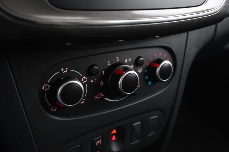 Dacia Logan bild 26