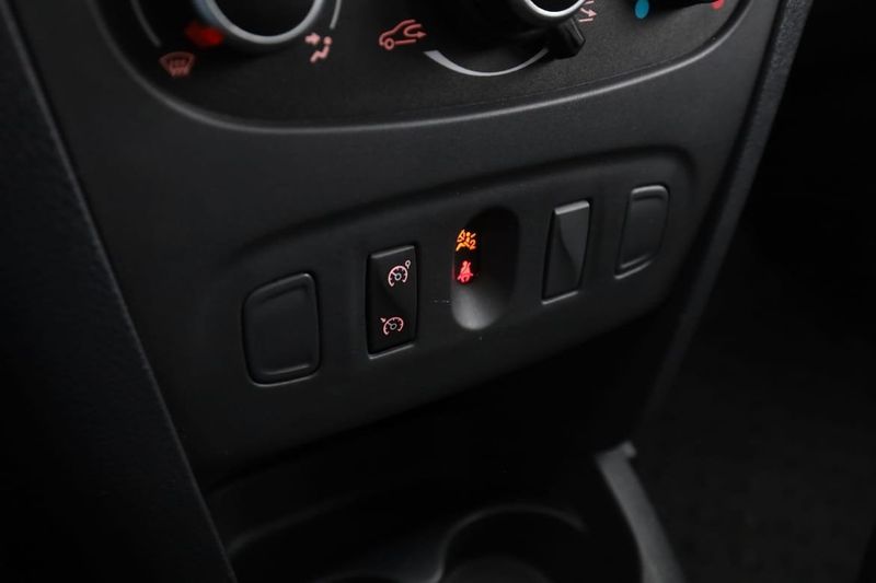 Dacia Logan bild 27