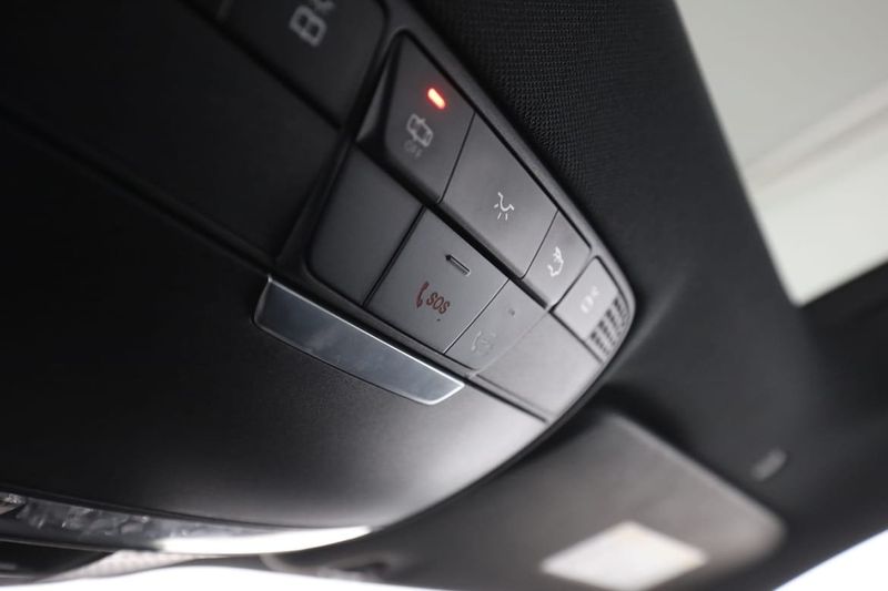 Mercedes E200 bild 32