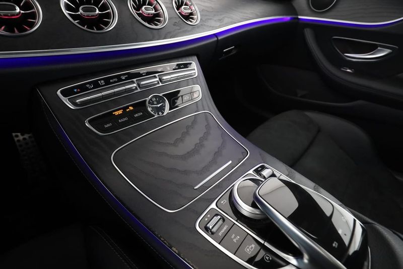 Mercedes E200 bild 24