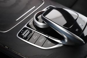 Mercedes E200 bild 29