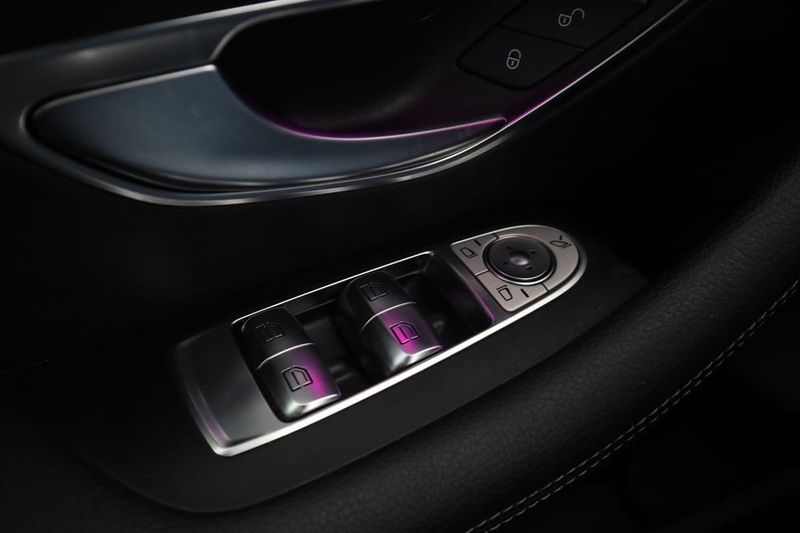Mercedes E200 bild 37