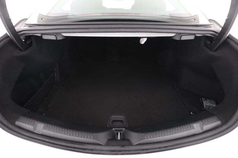 Mercedes E200 bild 18