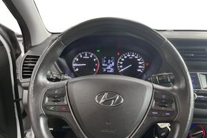 Hyundai i20 bild 12