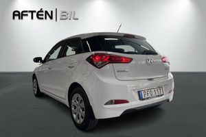 Hyundai i20 bild 8
