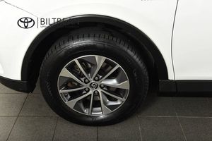 Toyota RAV4 bild 17