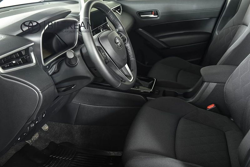 Toyota Corolla Cross bild 6